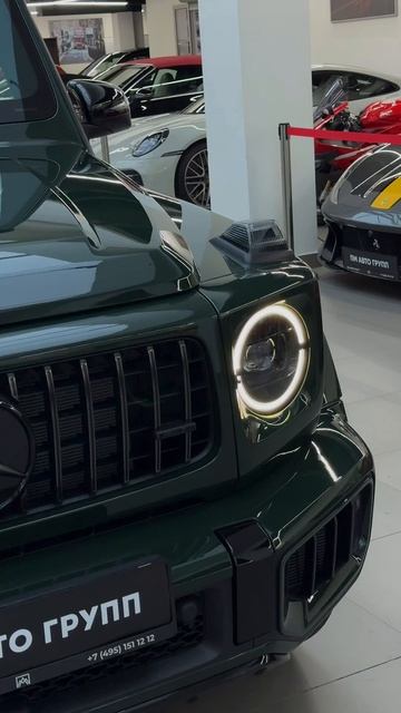 Mercedes G63 AMG в заказном зеленом цвете / А видео обзор на этот гелик уже на нашем канале смотреть онлайн