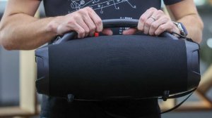 Житель Архангельска пытал соседей громкой музыкой