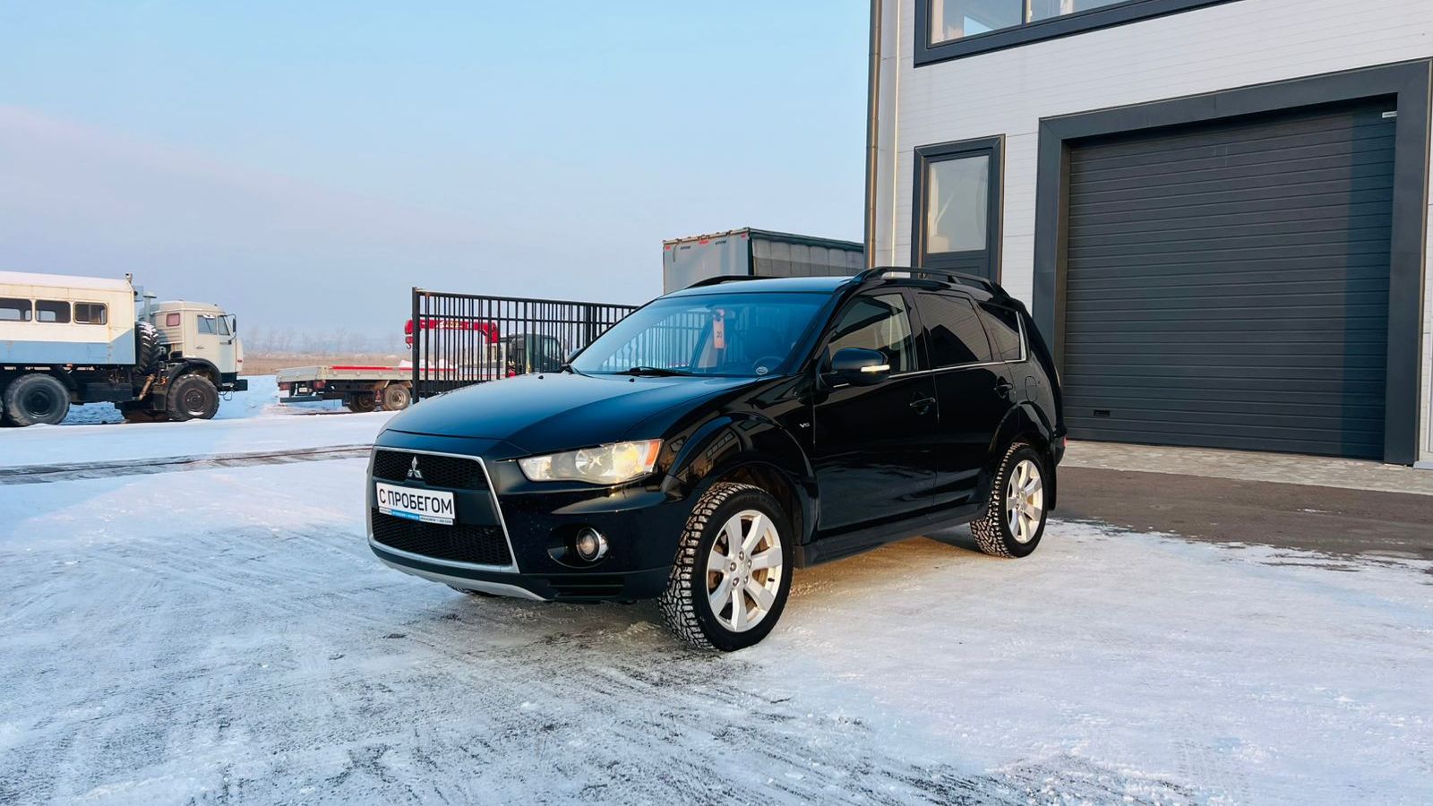 Mitsubishi Outlander, 2011 год смотреть онлайн