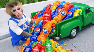 Мультики для детей, обезьянка играет в машинки, видео про обезьянку, обезьянка и сладости, мультики