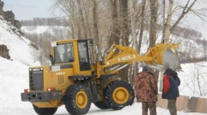 Сход снежной массы на трассу произошел в Красноярском крае