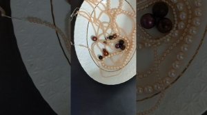 Искуственный жемчуг - что это? 
Моя коллекция жемчуга.