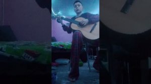 я играб на гитаре