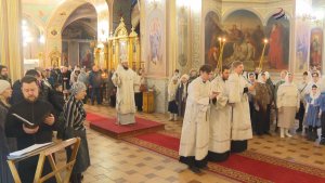 В крещенский сочельник в Серпухове провели архиерейское богослужение