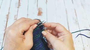 Закрытие петель с помощью трех спиц.