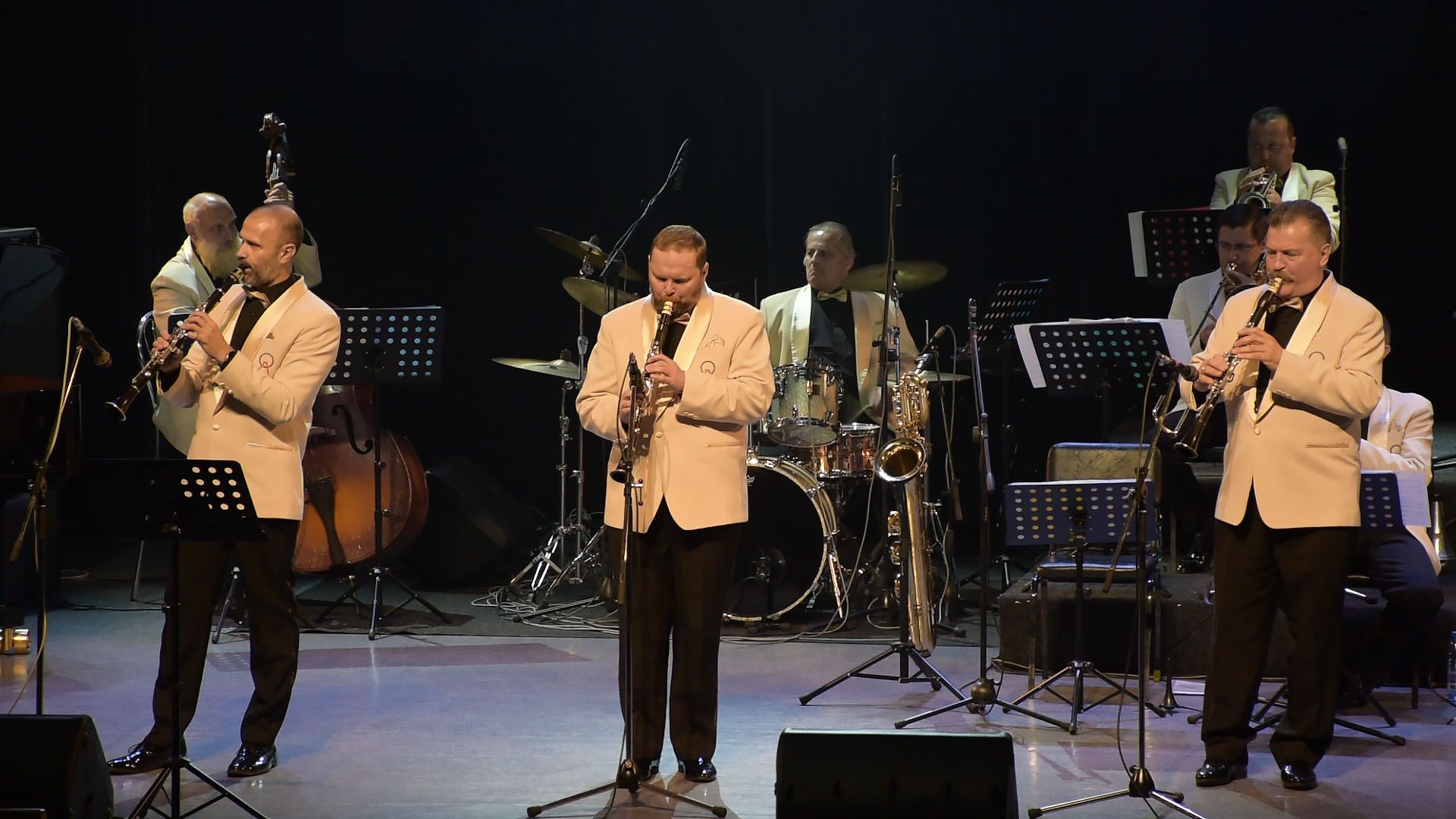 Потерянный - оркестр имени Олега Лундстрема смотреть онлайн