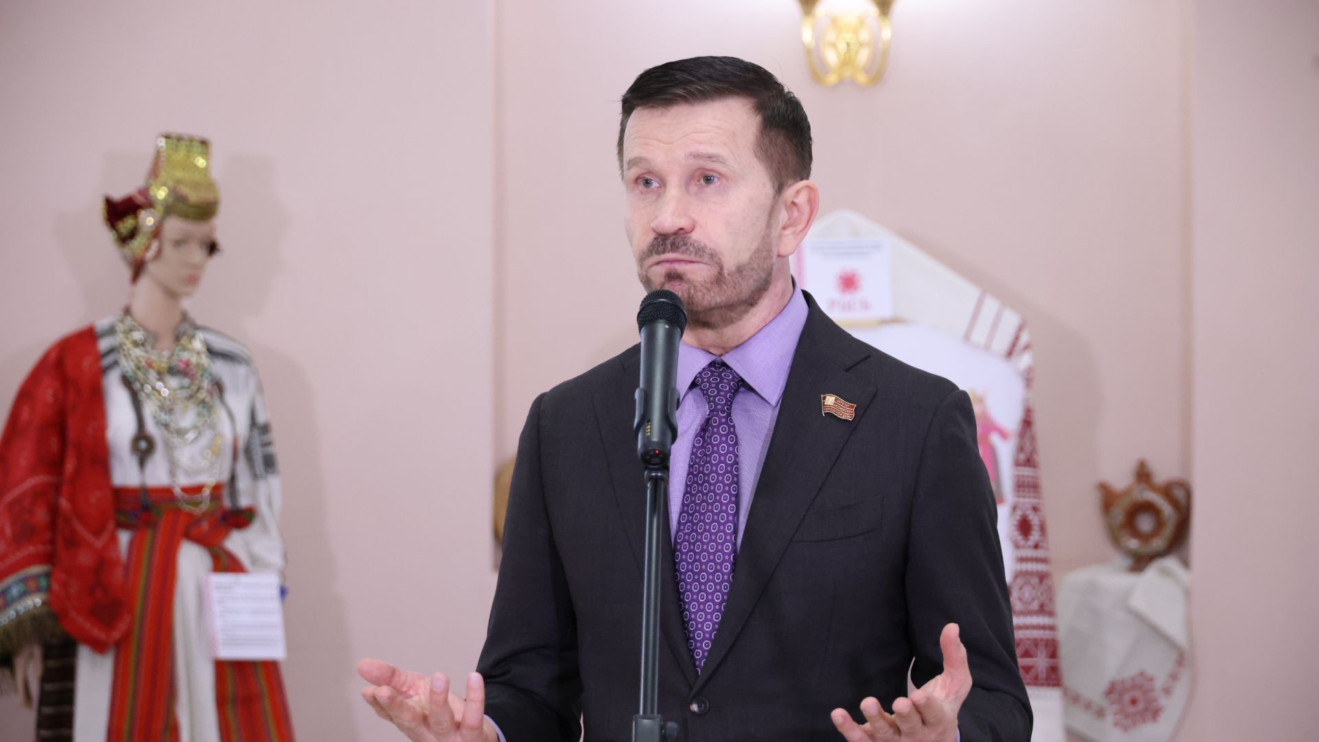 19.01.2026. Александр Семенников: Значение экспонатов выставки – за пределами искусства и этнографии