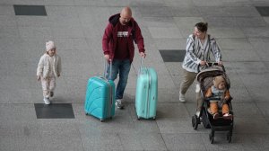 В России заработали новые правила для выезда за рубеж с детьми до 14 лет