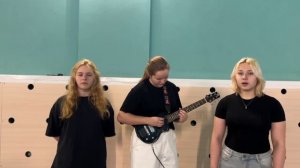 Вокальная конкурсная работа на фестиваль инстранных языков «МИРиЯ»
Конкурсант: трио «Beauty»