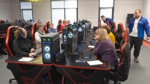 В Севастополе стартовал второй сезон проекта «Кибер-бабушка»