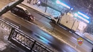 Житель Мордовии подозревается в угоне грузового фургона стоимостью 4 млн рублей в центре Москвы