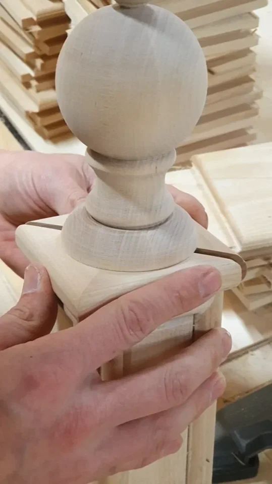 Кровать Зоя: как рождается изящная дорогая массивная мебель для спальни в стиле прованс