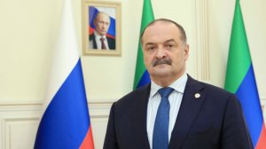 Сергей Меликов поздравил жителей республики с днем образования Дагестанской АССР