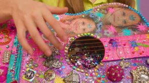 Настя создала свой мир в Роблокс