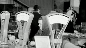 1973 год. Тюмень. Сборка весов "Тюмень".