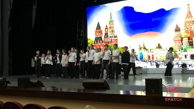 Хоровой прорыв в Братске: четыре концерта талантов и любви к Родине смотреть онлайн