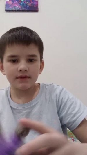 делаю колабы и выполняю квесты в комментариях