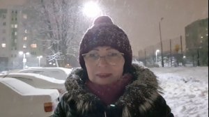 Морозный вечер, всё вокруг белым-бело...