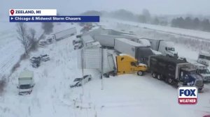 В США столкнулись больше 100 машин на трассе — снежная буря свела видимость к нулю, и трасса преврат