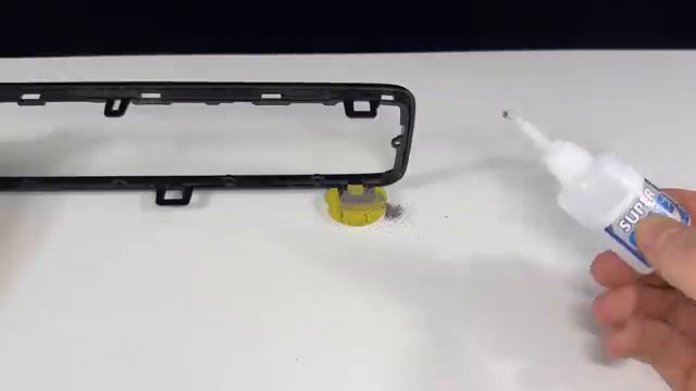 Работает как по волшебству! Нанесите суперклей на СВАРОЧНЫЕ ЭЛЕКТРОДЫ и вы будете поражены смотреть онлайн