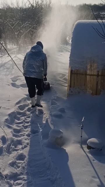 Лопата аккумуляторная МАККА