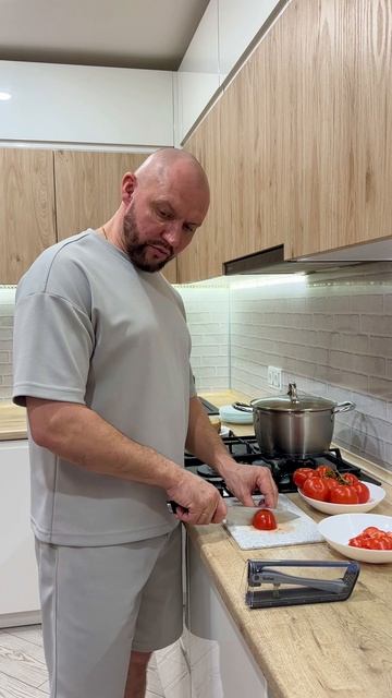 Гости засиделись смотреть онлайн