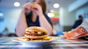 В России было ликвидировано 35,4 тыс. предприятий общепита за 2025 год