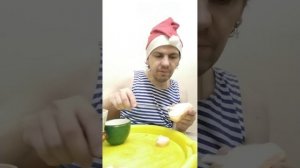 Обжор мукбанг / икра трески с белым хлебом и майонезом / вкусно и полезно