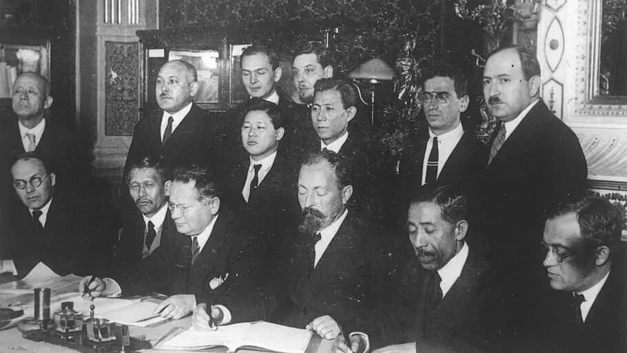 СССР и Япония. Как Япония признала суверенитет СССР. Пекинский договор . смотреть онлайн