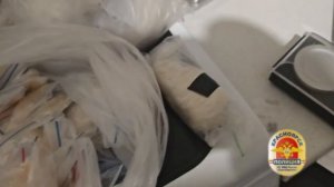 Полиция Красноярска вычислила наркозакладчика и изъяла почти килограмм мефедрона, героина и метадона