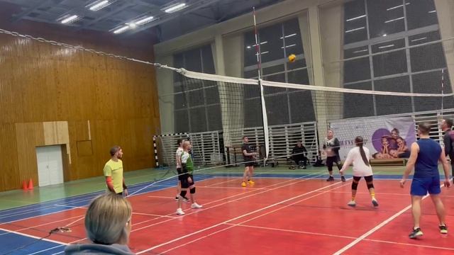 играем с удовольствием смотреть онлайн