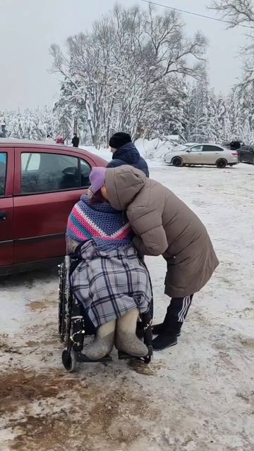 Мы с друзьями выбрались В Черсево, на 5 святых источников Попили святой водички 🙏 умылись, хорошо смотреть онлайн