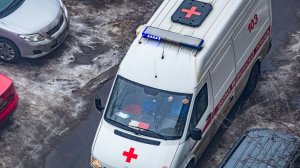 Не захотел пропускать: «скорая» с тяжелым пациентом остановилась на дороге из-за автохама