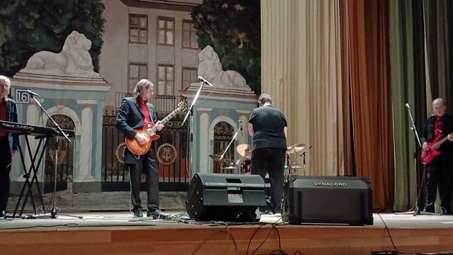 18-01-2026  ВИА КРАСНЫЕ  МАКИ   МОСКВА ЦДУ ЧАСТЬ-4 смотреть онлайн