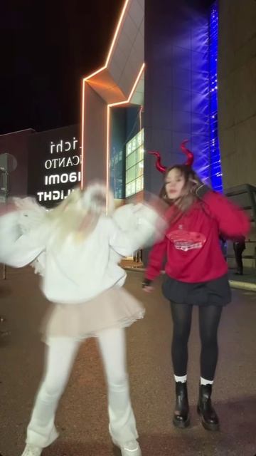 Angel and Demon смотреть онлайн