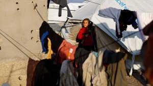 Политолог объяснил причины отказа Макрона от членства в «Совете мира»