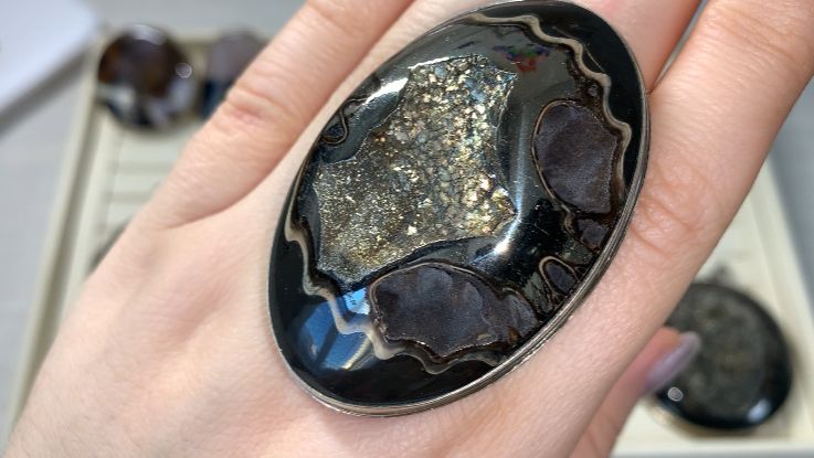 РАСПРОДАЖА. НАТУРАЛЬНЫЕ МИНЕРАЛЫ. НЕЙЗИЛЬБЕР 20.01.2026 МАХ Telegram +79024906222 смотреть онлайн