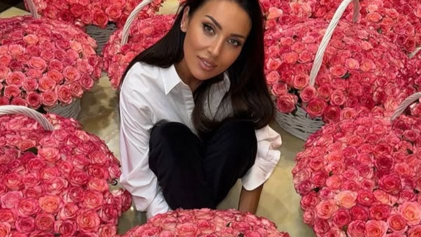 «Материнского и личного вам счастья»: появились фото беременной Алсу смотреть онлайн