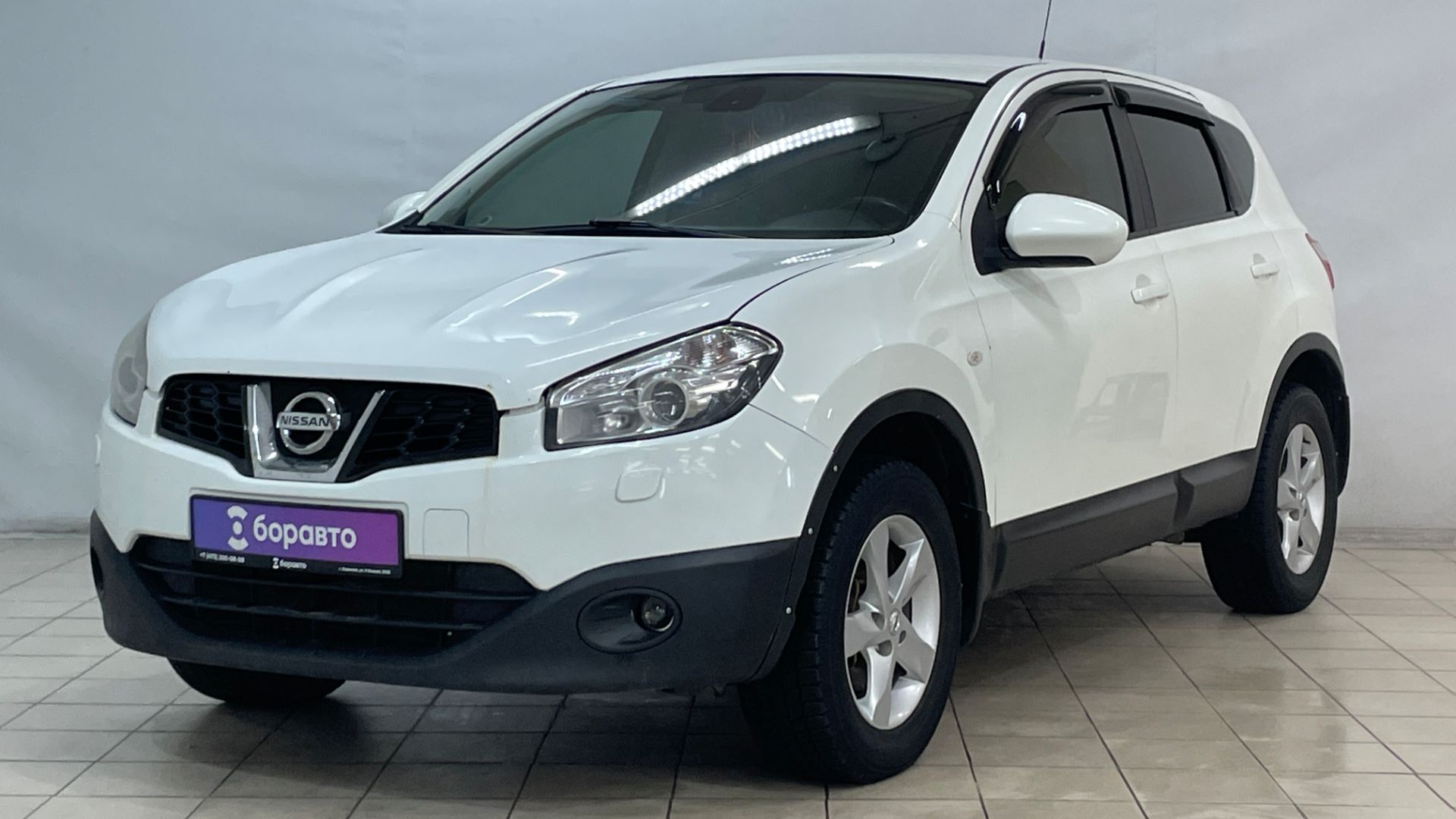NISSAN QASHQAI смотреть онлайн