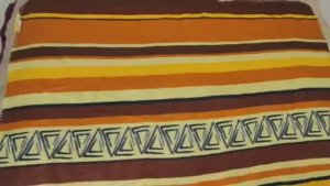 Лот 1765 Покрывала Пледы Одеяла Германия КРЕМ Домашний обиход 960ркг 19,2кг 17ед