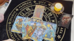 Близнецы. Таро прогноз на февраль 2026 года. Гадание онлайн