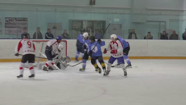Встреча по хоккею между Арефино и Казаково 11 мая 2024 смотреть онлайн