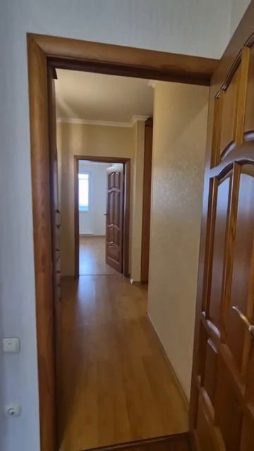 Продаётся уютная 3-комнатная квартира, расположенная по адресу: мкр. Юбилейный смотреть онлайн