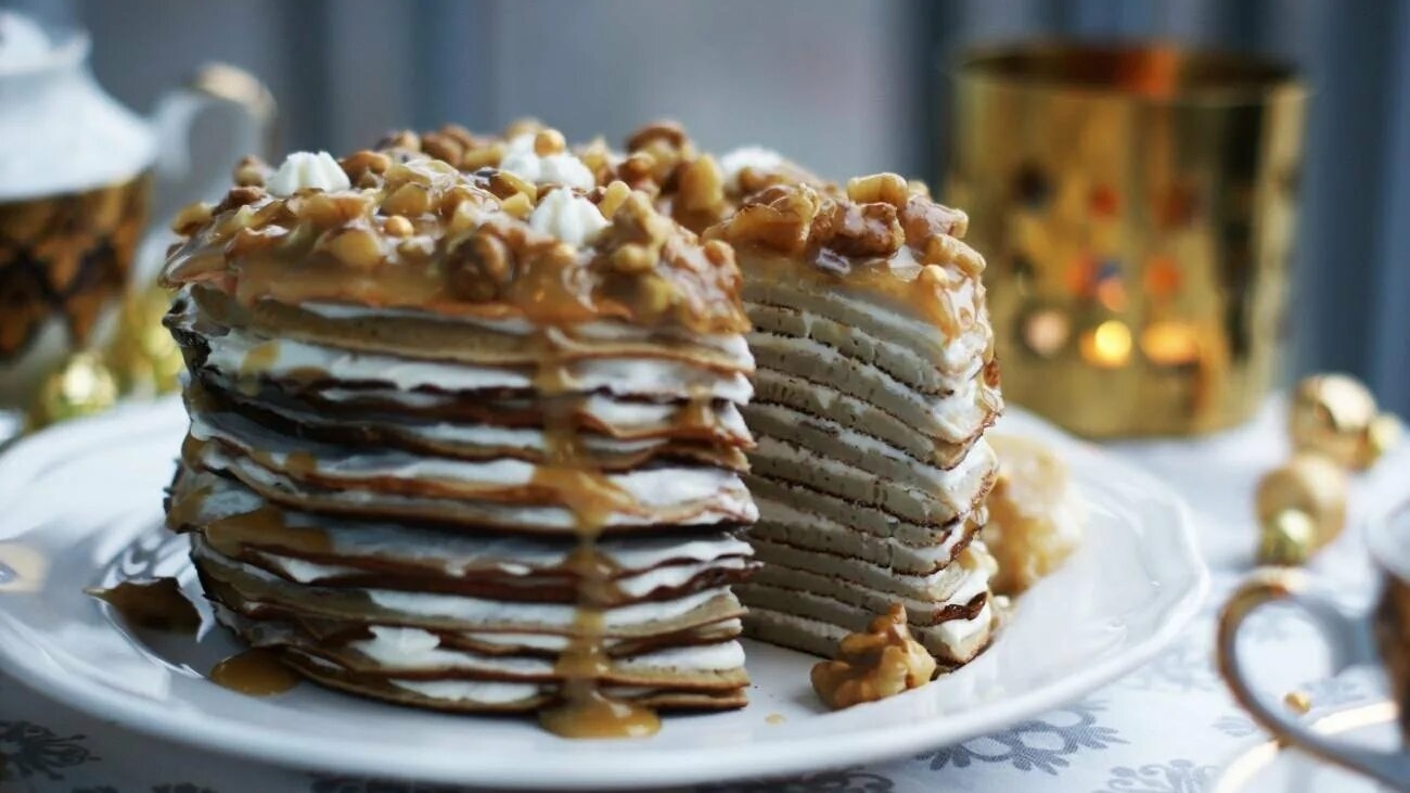 БЛИННЫЙ ТОРТ смотреть онлайн