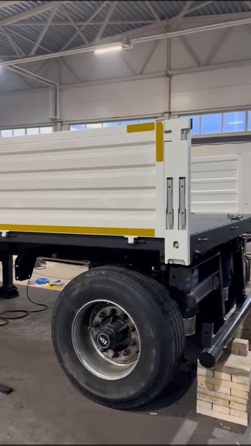 Готовим бортовой одноосный полуприцеп... смотреть онлайн