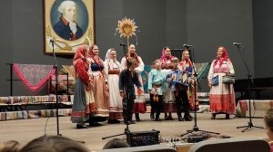 Рождественский колокольчик песня 10