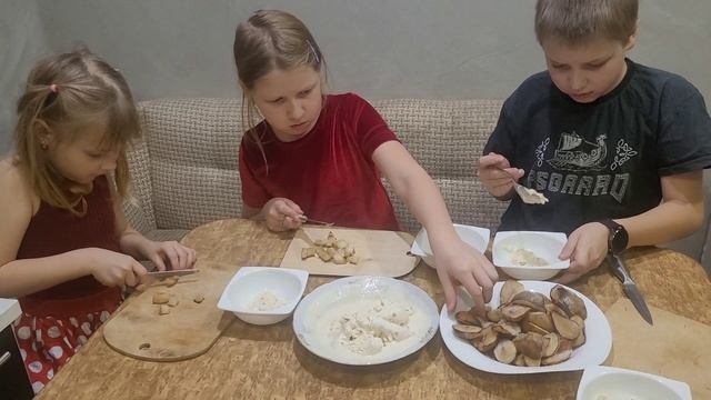 Десерт из мороженного с грушей. смотреть онлайн