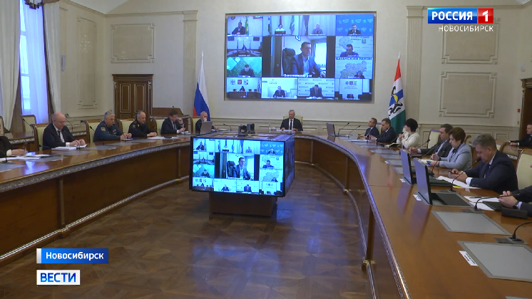 Губернатор Андрей Травников оценил реализацию нацпроектов в регионе в 2025 году смотреть онлайн