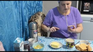 Мой личный фитнес: Таскаю дрова вместо гирь.