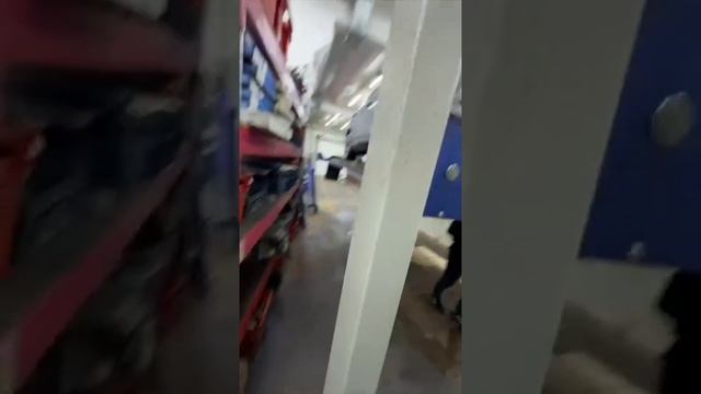 ☝️Если честно подумал что на ремонт приехал Chery смотреть онлайн